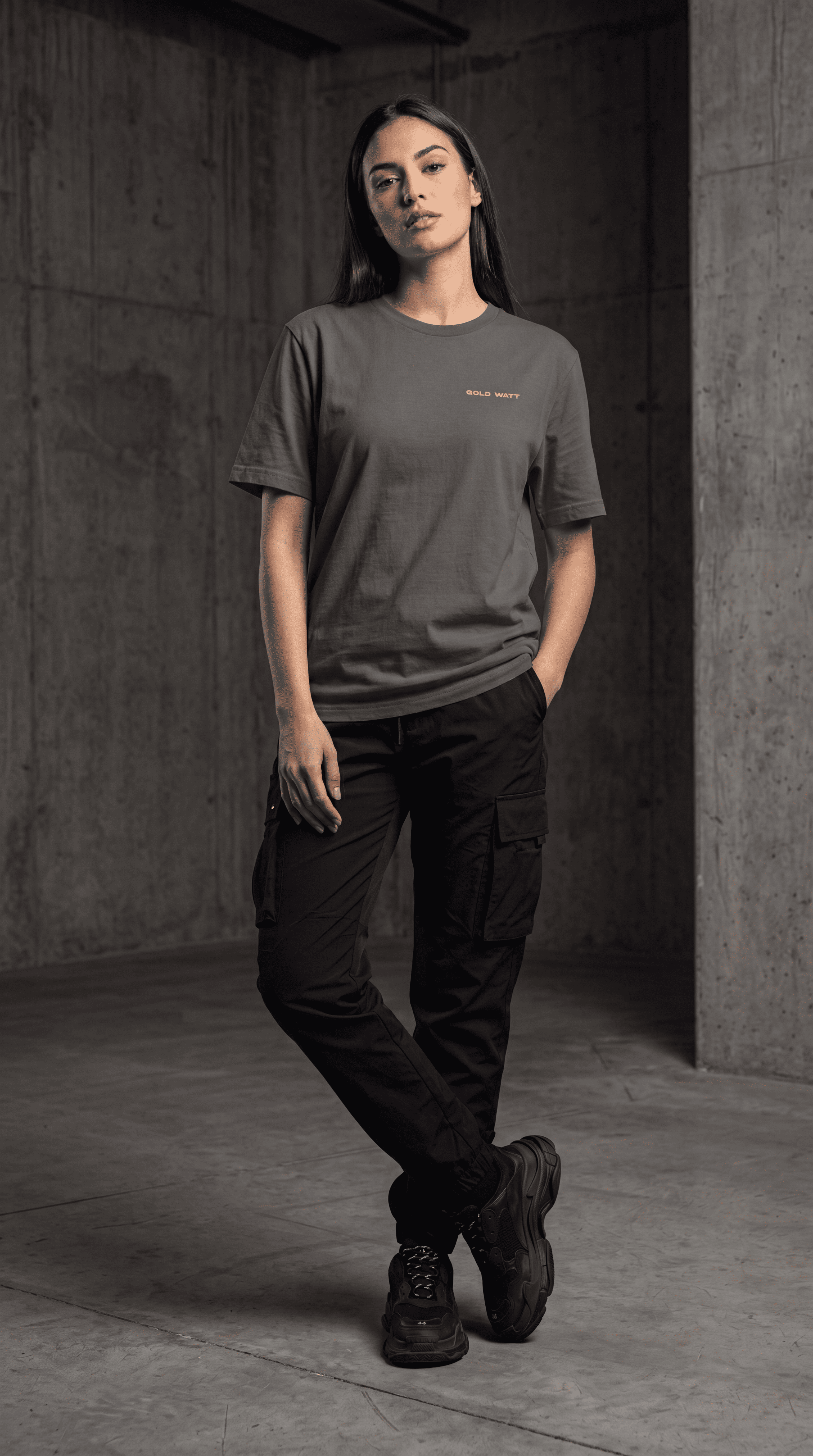 DESIGUALES T-Shirt — Gold Watt Col. 01