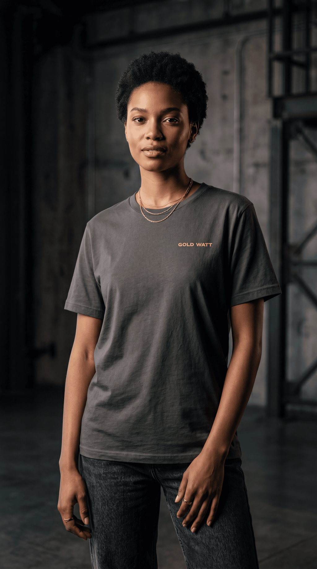 DESIGUALES T-Shirt — Gold Watt