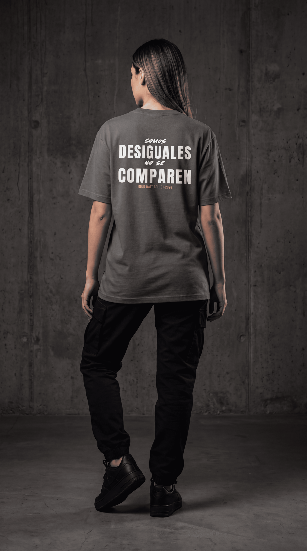 DESIGUALES T-Shirt — Gold Watt