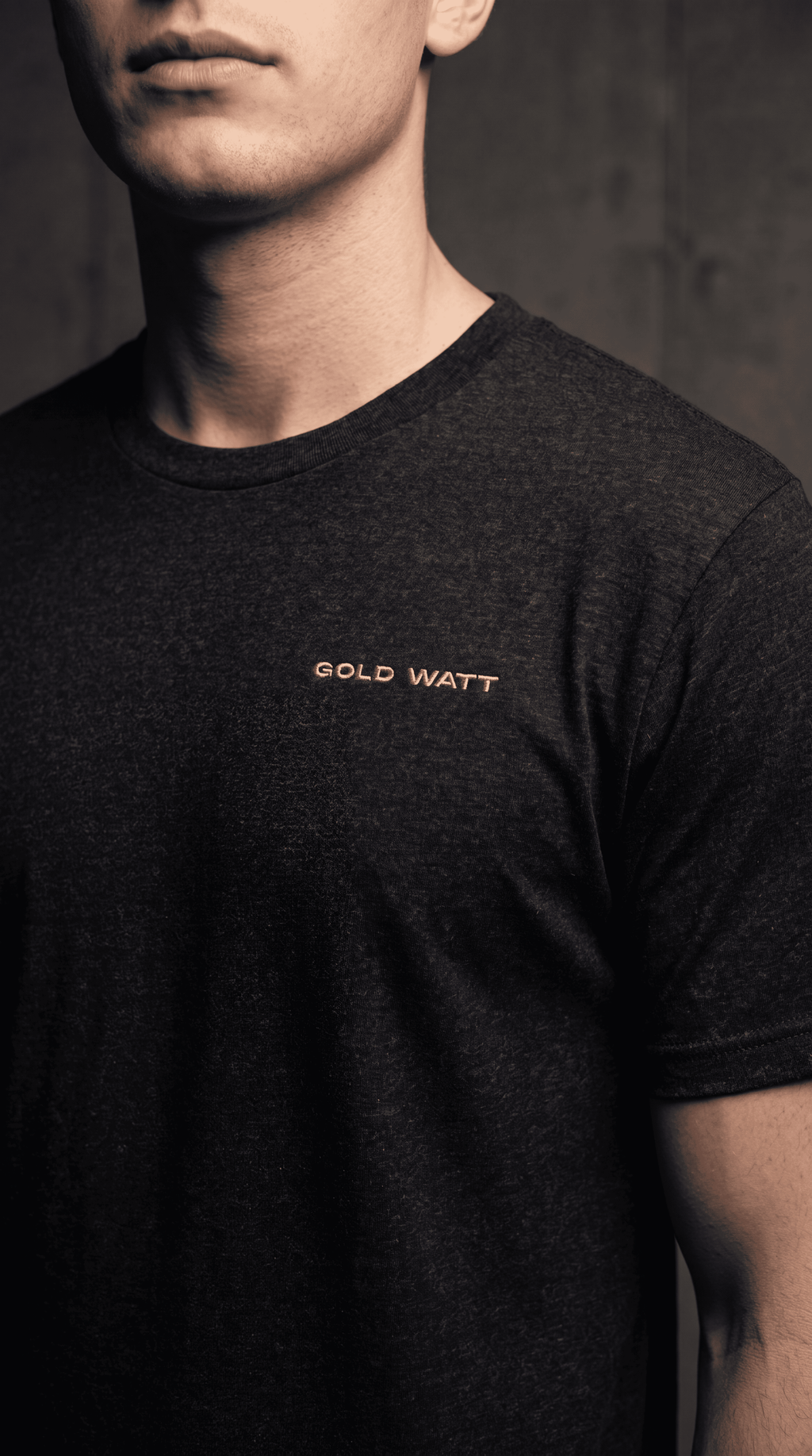 DESIGUALES T-Shirt — Gold Watt