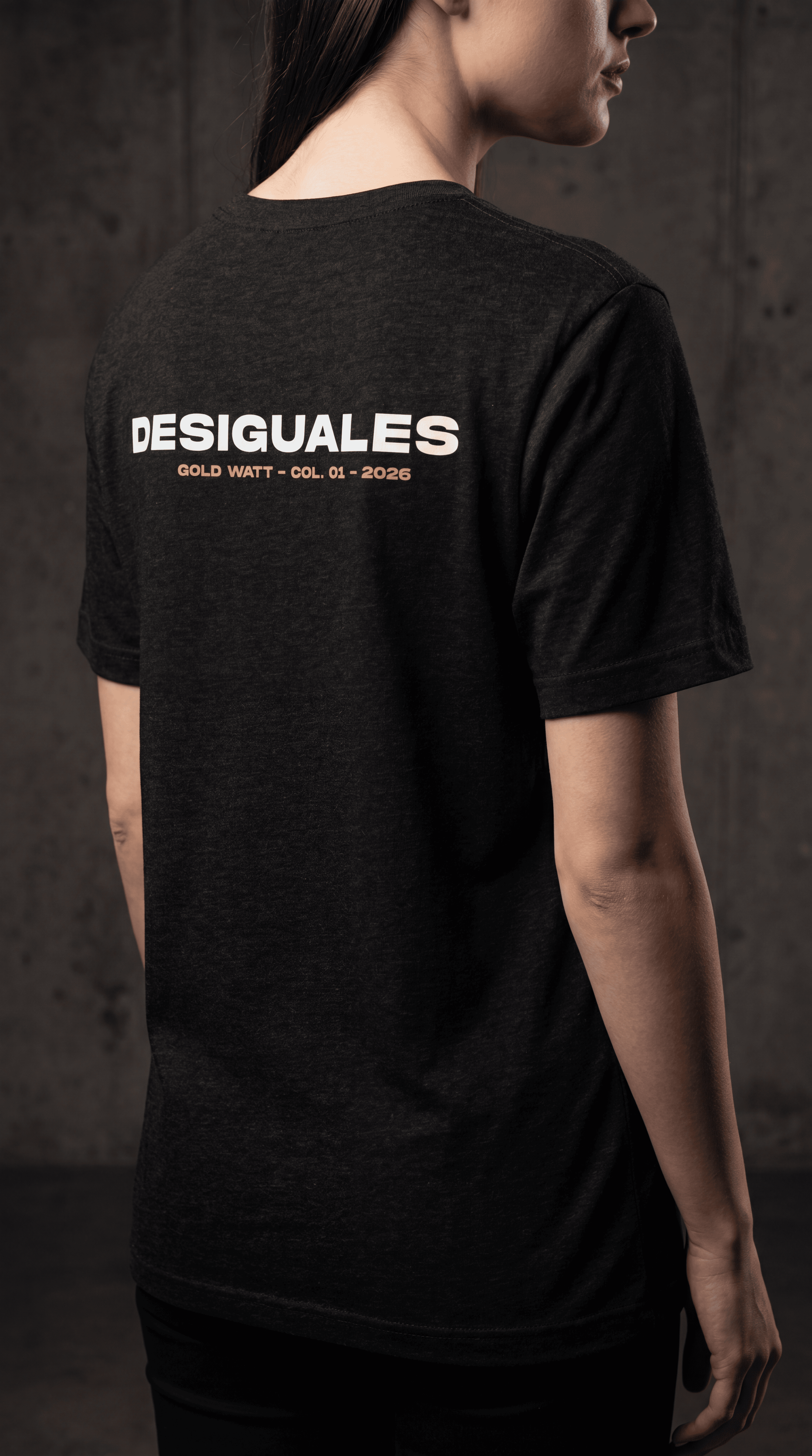 DESIGUALES T-Shirt — Gold Watt Col. 01