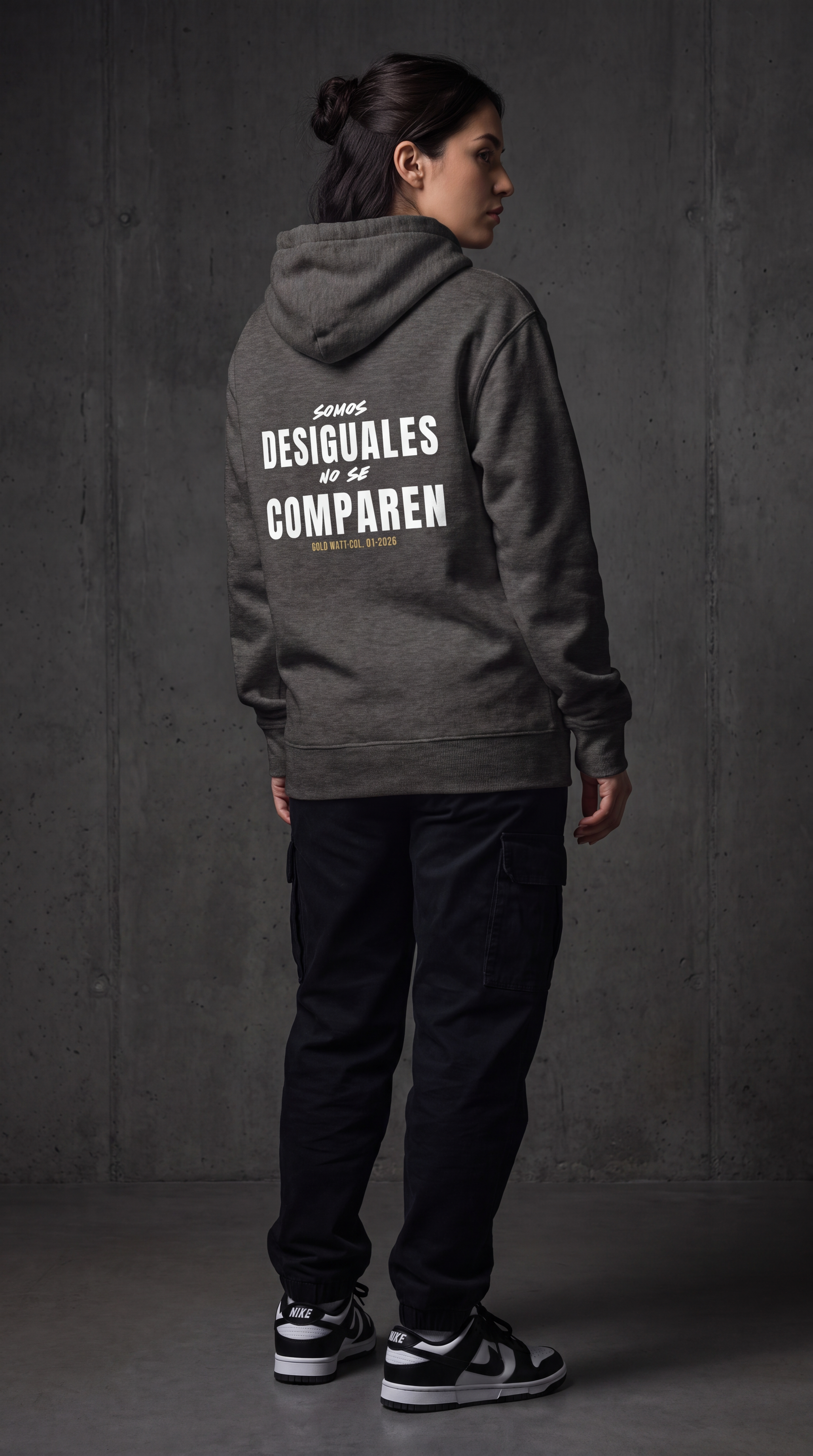 DESIGUALES Hoodie — Gold Watt