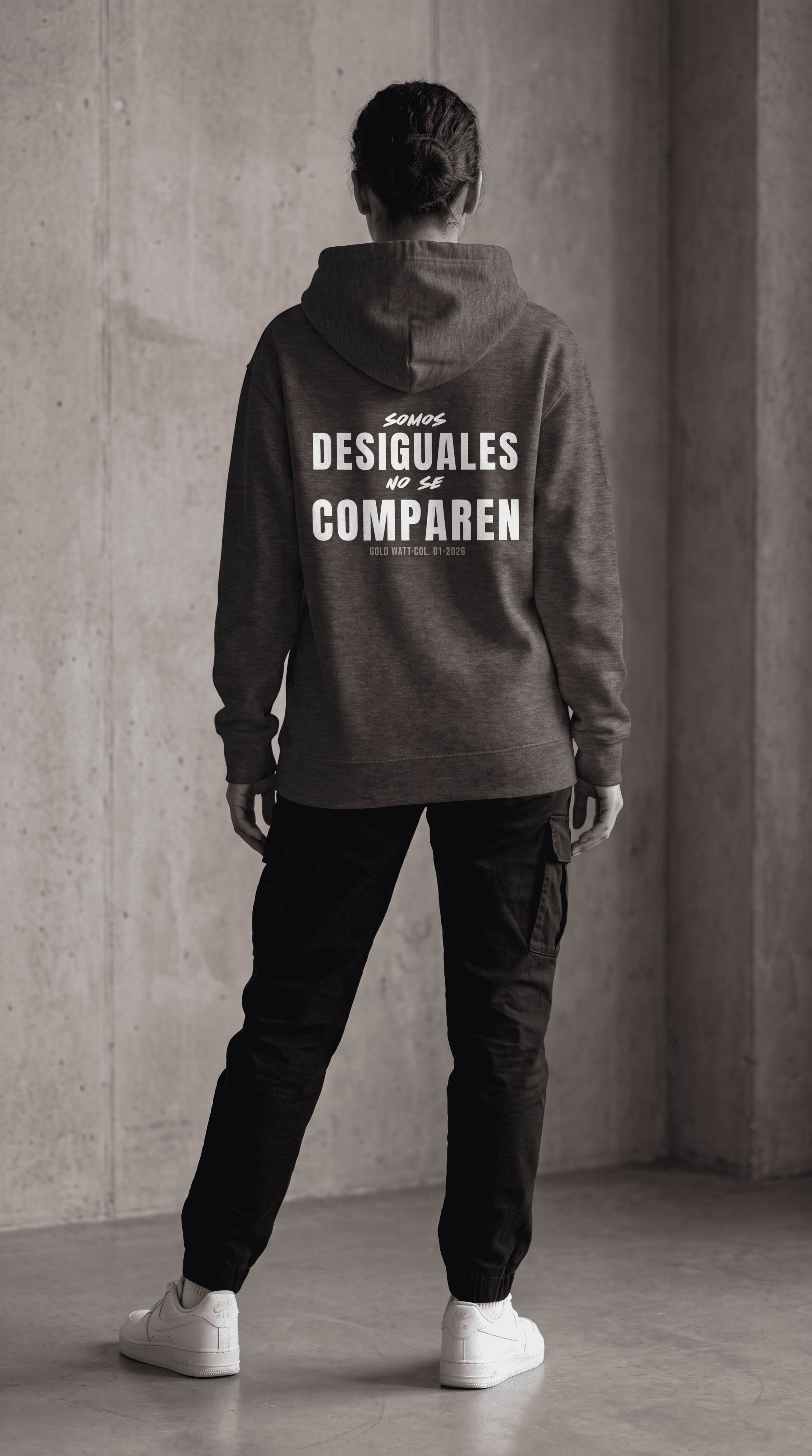 DESIGUALES Hoodie — Gold Watt