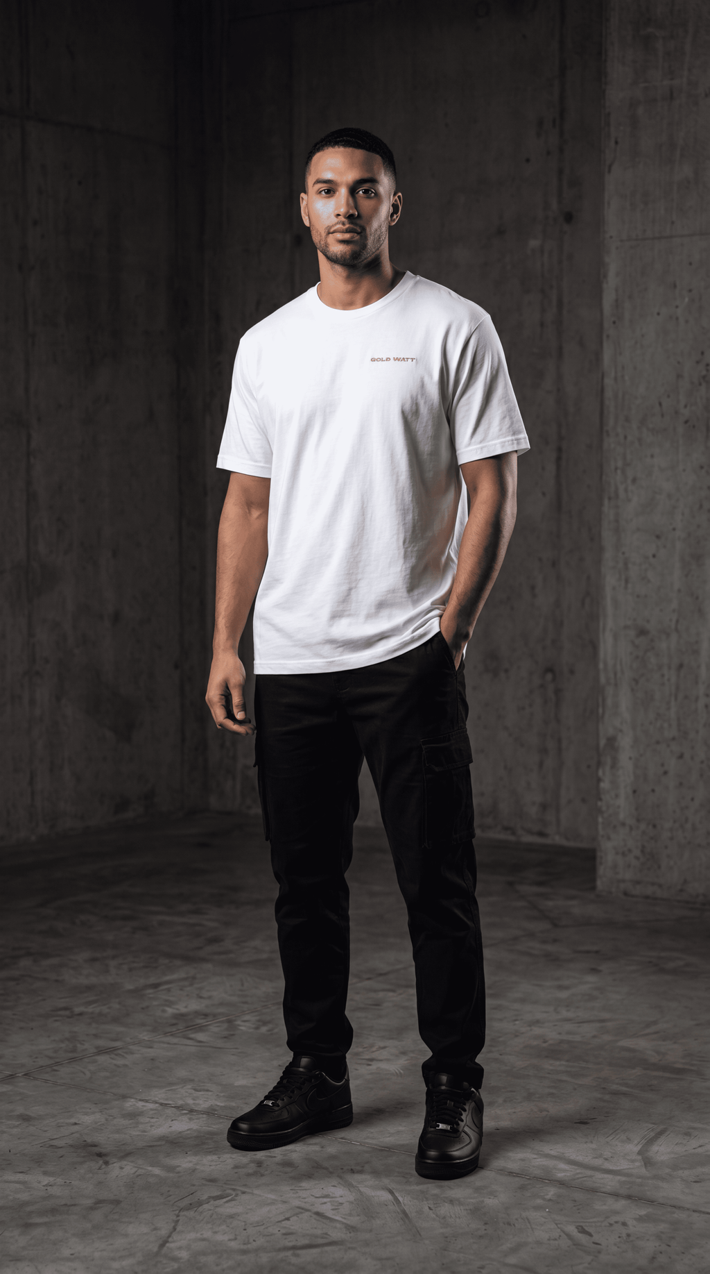 DESIGUALES T-Shirt — Gold Watt